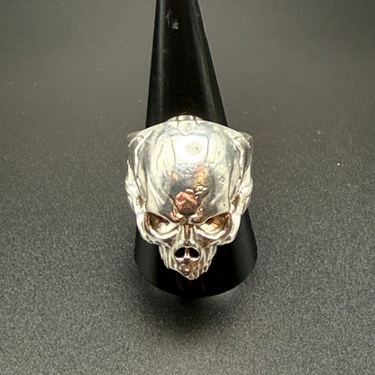 A silver skull ring
