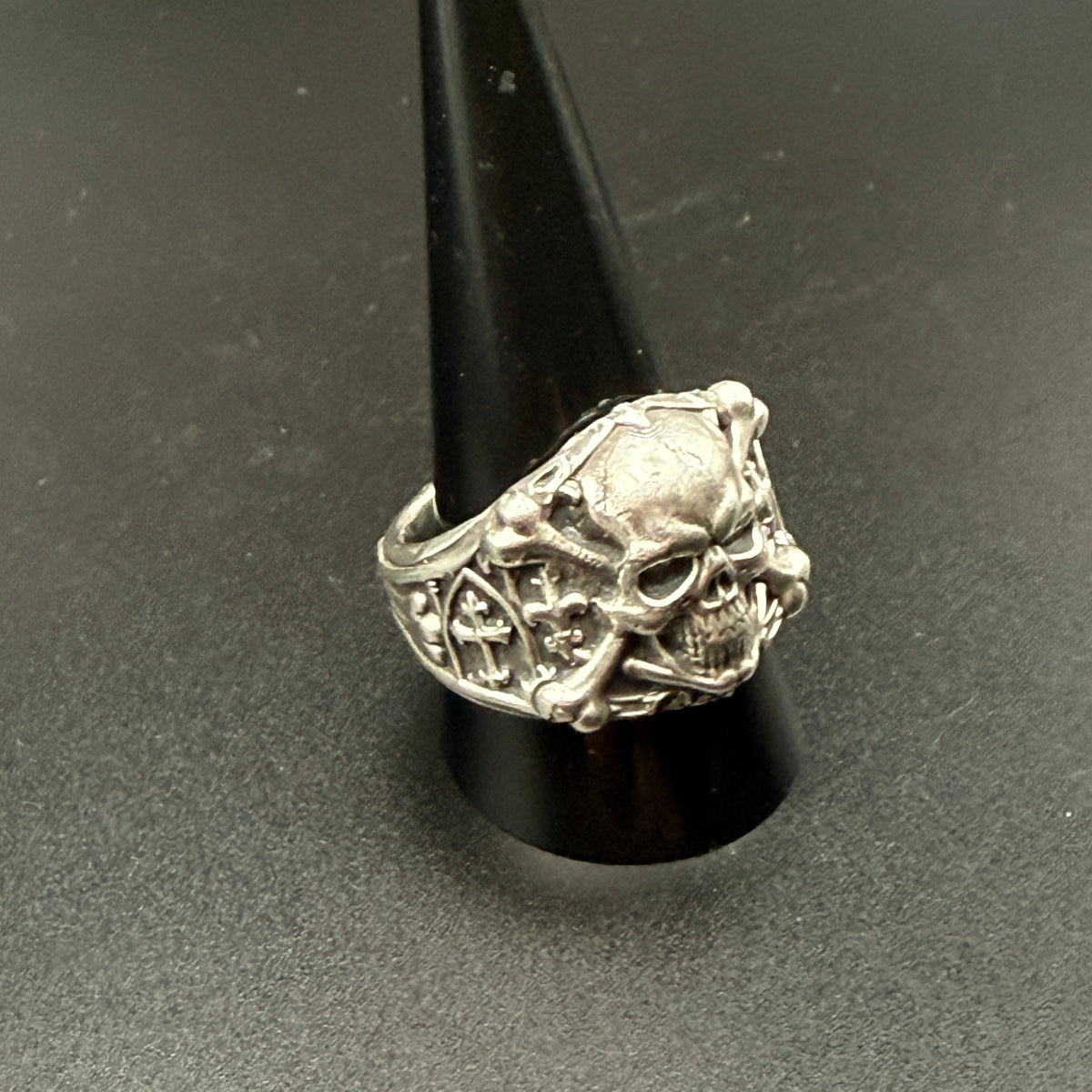 Sterling silver gothic style signet ring