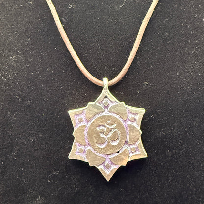 Crown Chakra pendant with purple coloring