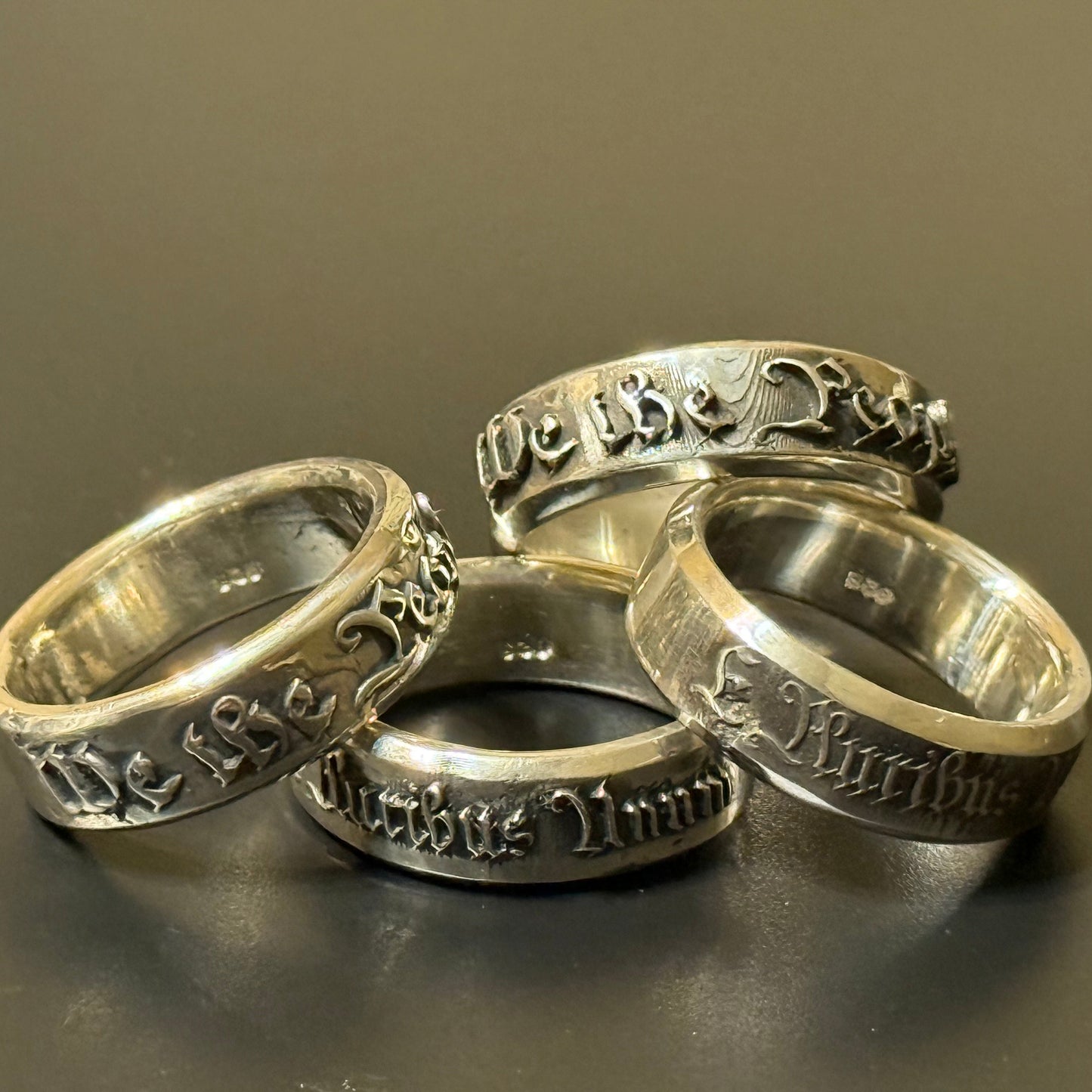 Embossed band ring