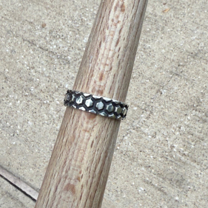 Stylized Band Ring